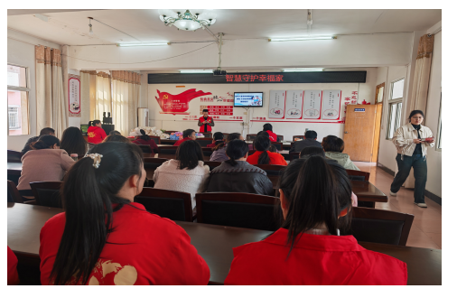 保险知识进社区，守护万家暖人心
